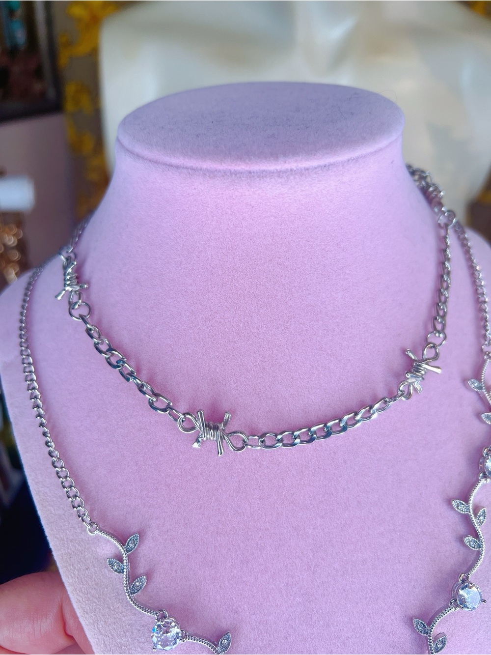 Silver vintage Choker 14” to 16” spiky knot necklace - Picture 3 of 7